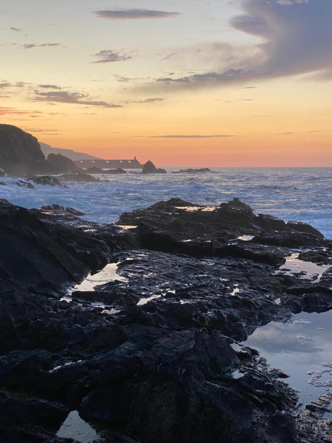 Mundaka Beachfront House Экстерьер фото
